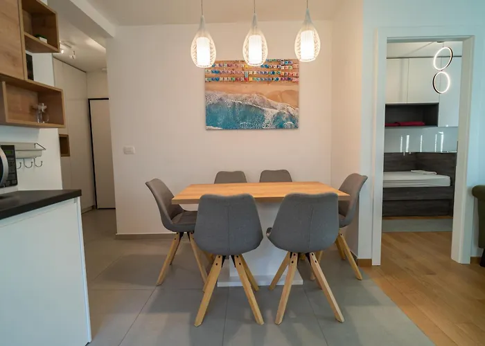 Apartman Wing 77 By Belmont Realty