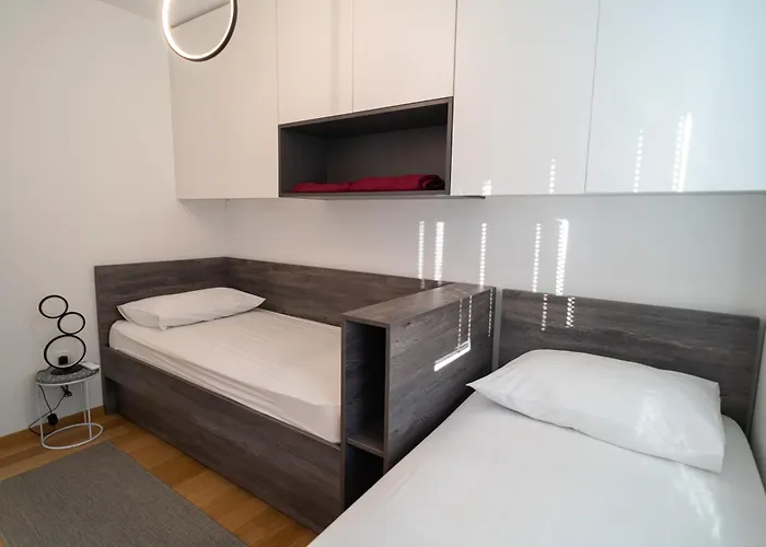 Wing 77 By Belmont Realty * Zadar