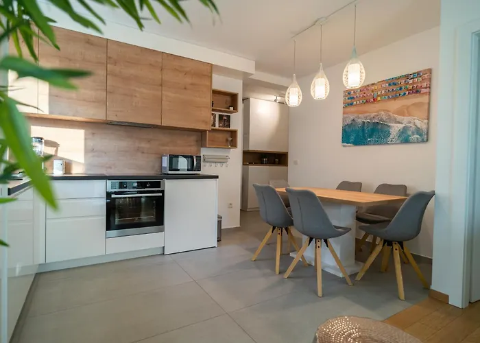 Wing 77 By Belmont Realty Zadar